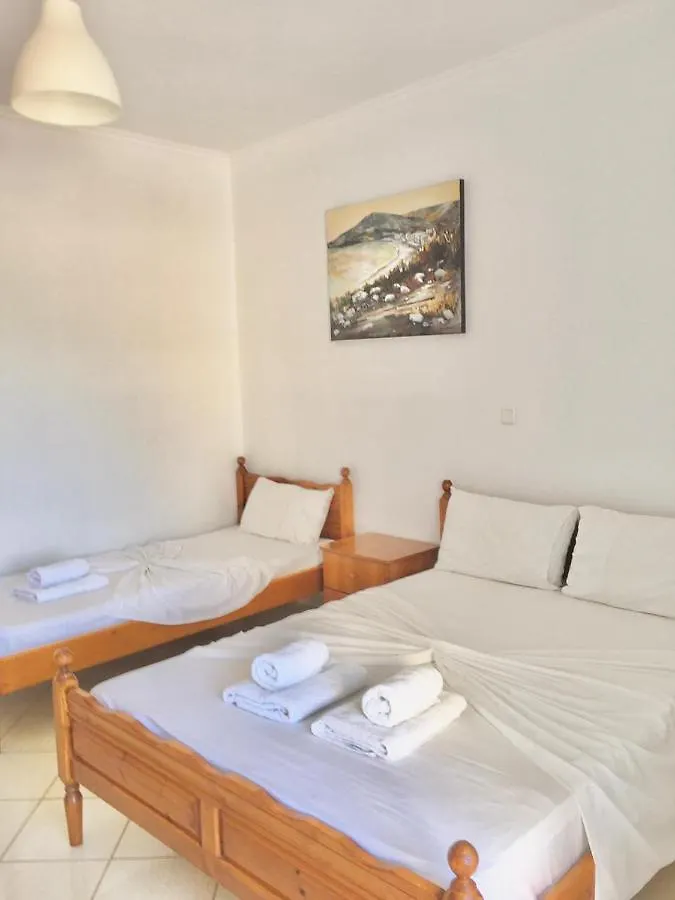 הימארה Spilea Apartments