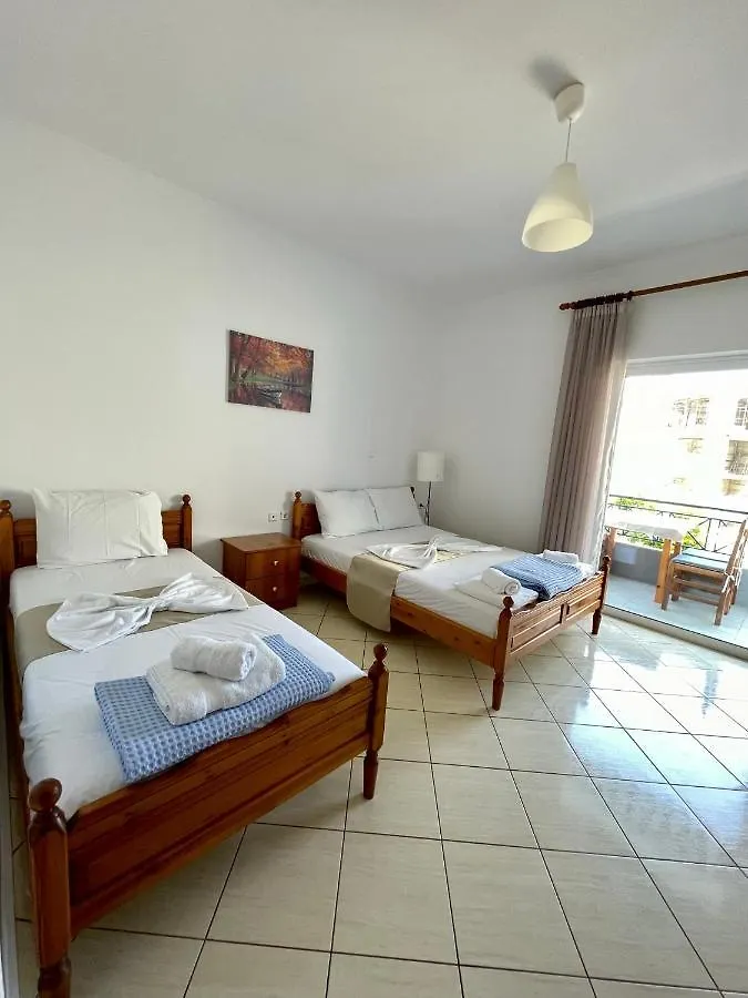 הימארה Spilea Apartments