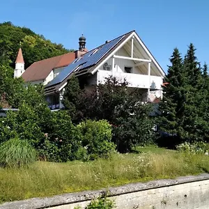 Am Historischen Ludwigskanal Kelheim